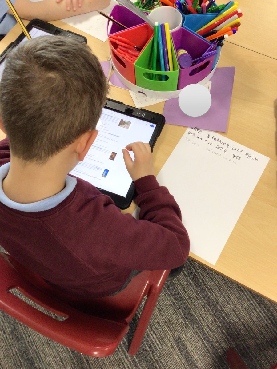 BramblesBeech tweet media