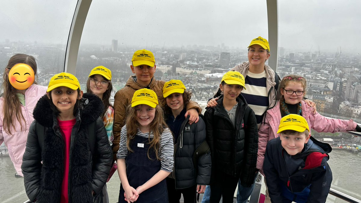 pp_accrington's tweet photo. Super excited to board @TheLondonEye 🤩 @londonresidential #groupharrison https://t.co/F82gTADBtQ