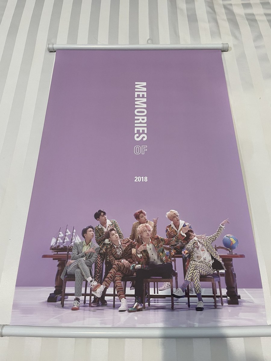 KsunflowerJ's tweet photo. ส่งต่อ Poster 5th Muster 2019 (หายาก) / Memories 2018 
- JK 300 
- SG 250 
- Memories 2018  250

ราคารวมส่งแล้ว
#ตลาดนัดบังทัน #ตลาดนัดรถไฟบังทัน https://t.co/1QJrQfLqky