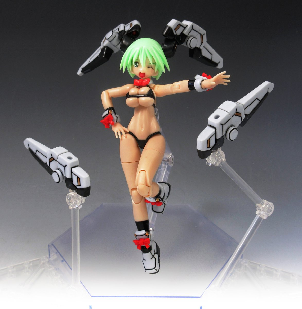 Good_Rounanushi's tweet image. #オリキャラは性癖の見本市 
なんだかんだで黒ビキニ・・・