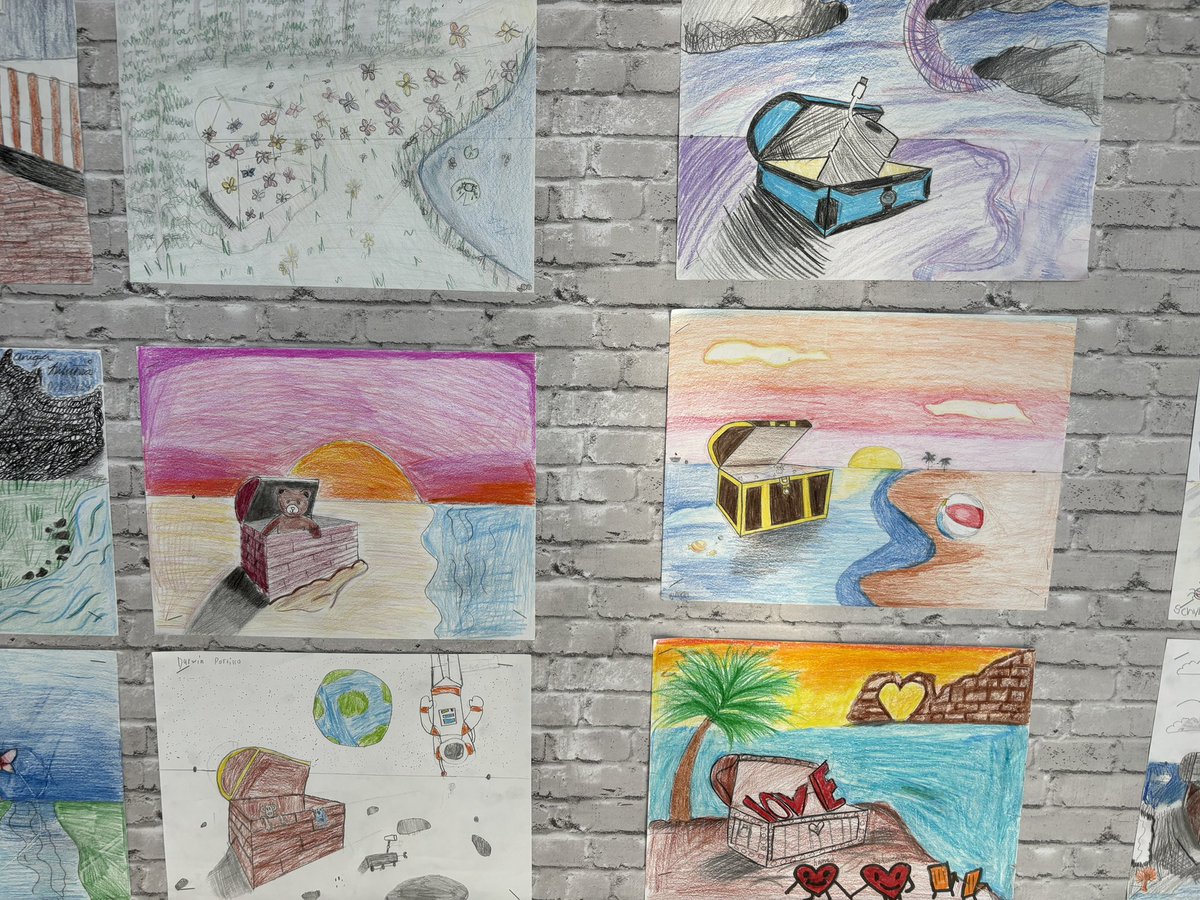 fredlynnART's tweet photo. 8th grade 2 point treasured item. #flhornets https://t.co/NUsCNDd0Sq
