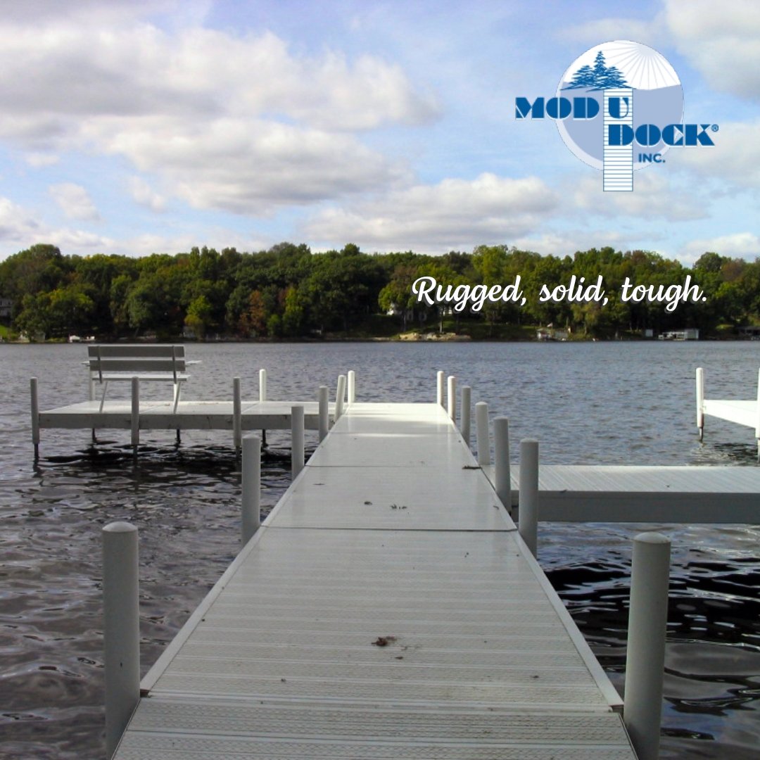 Made to last and good-looking, too!
#modudock #boatdocks #lakelife #pier