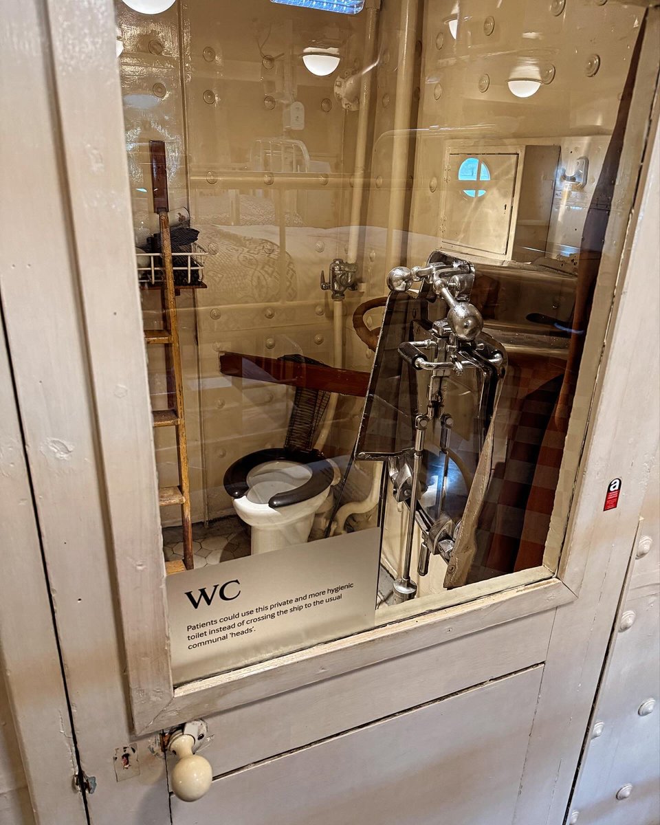 MuseumToilets🏛🚽 tweet media