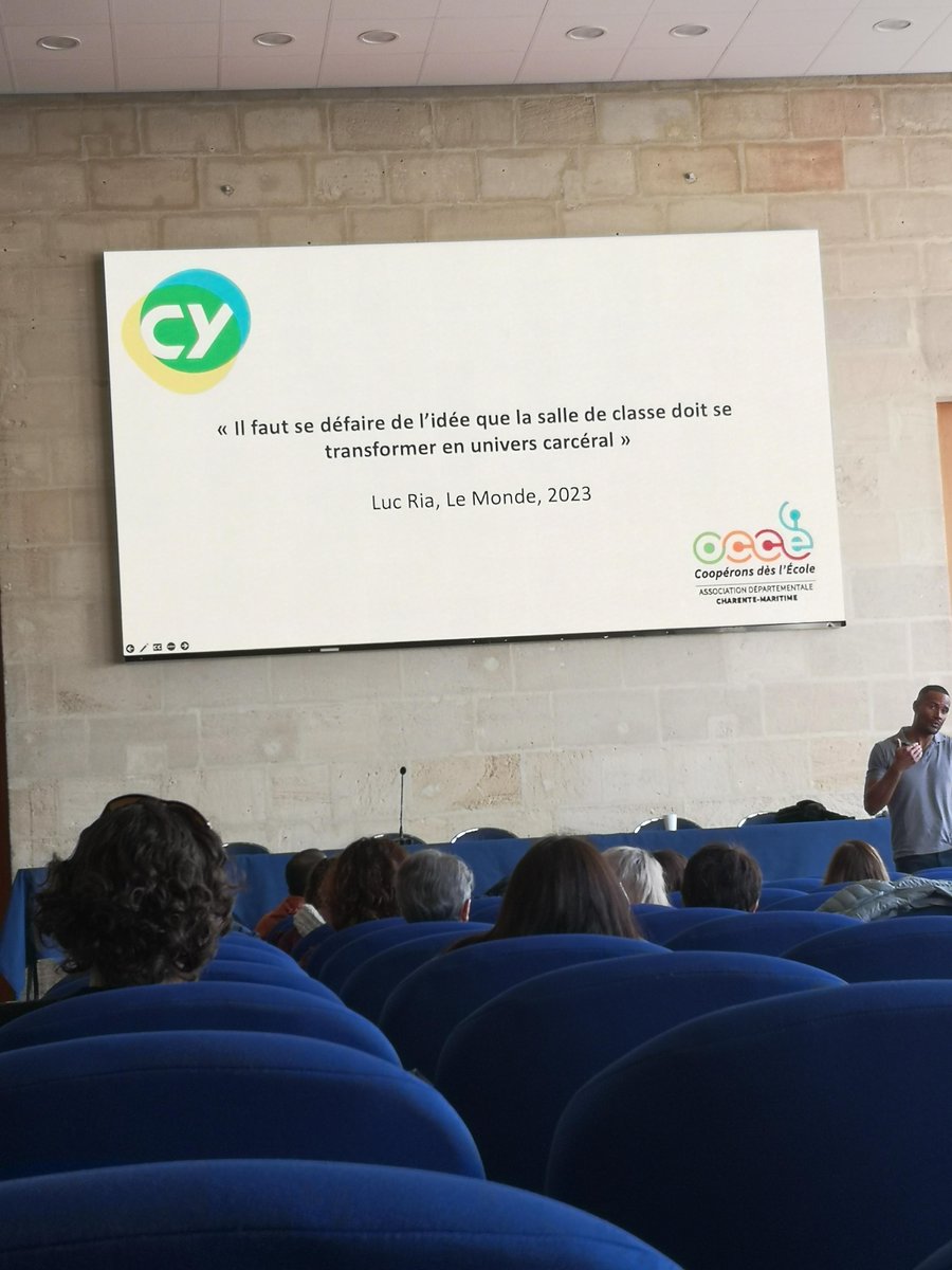 occe17000's tweet photo. AG du 6 mars 2024 - Conférence de Teddy Mayécko sur "L'autorité à l'école". Passionnant !! Merci beaucoup aux présents. L'OCCE17 déplore tout de même un manque de participants. 

@OCCE_FD @acpoitiers @DSDEN17 https://t.co/53RJSRT4yE