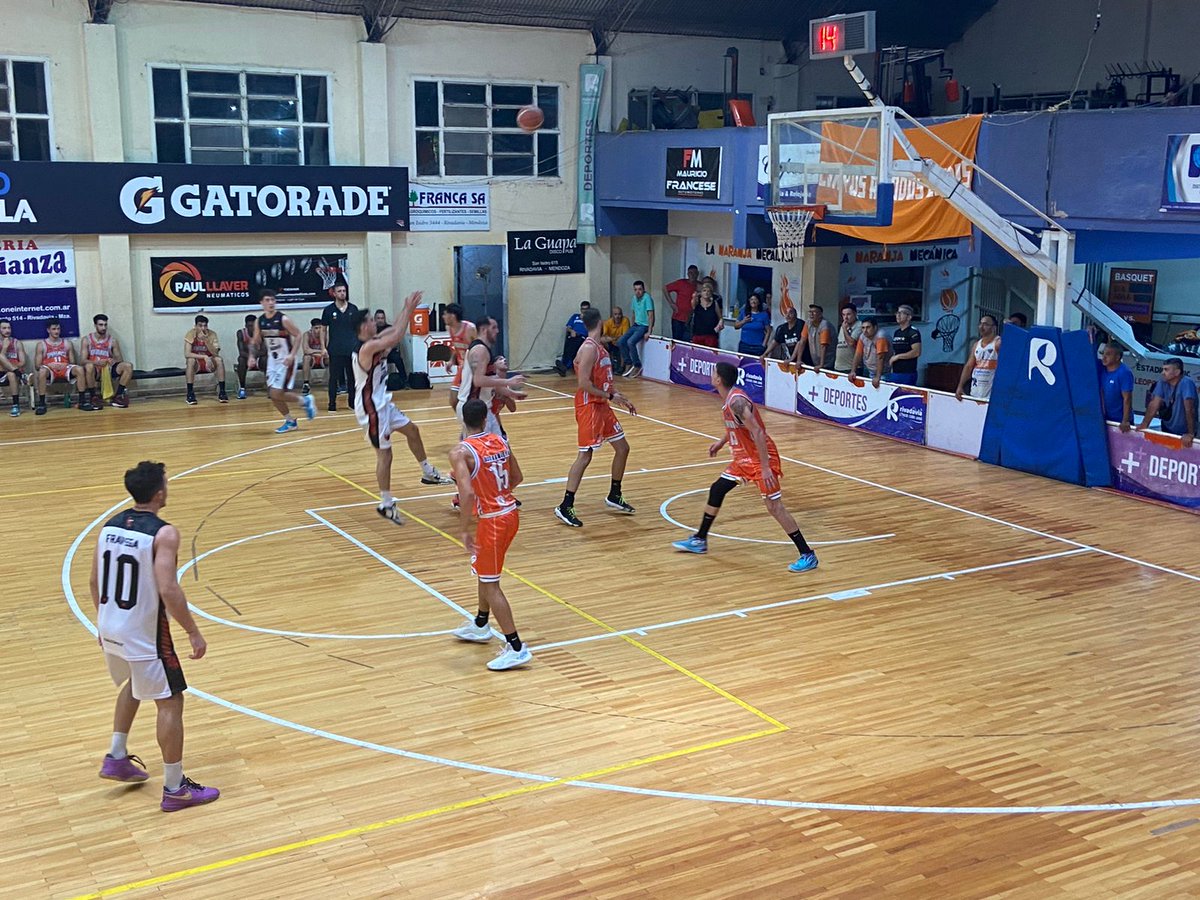 Colón Básquet 🏀❤️🖤 tweet media