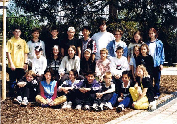 creepydotorg's tweet photo. Kim Jong Un attending a Swiss high school under the name "Pak-un" in the 90s. https://t.co/BXVgeye1jQ