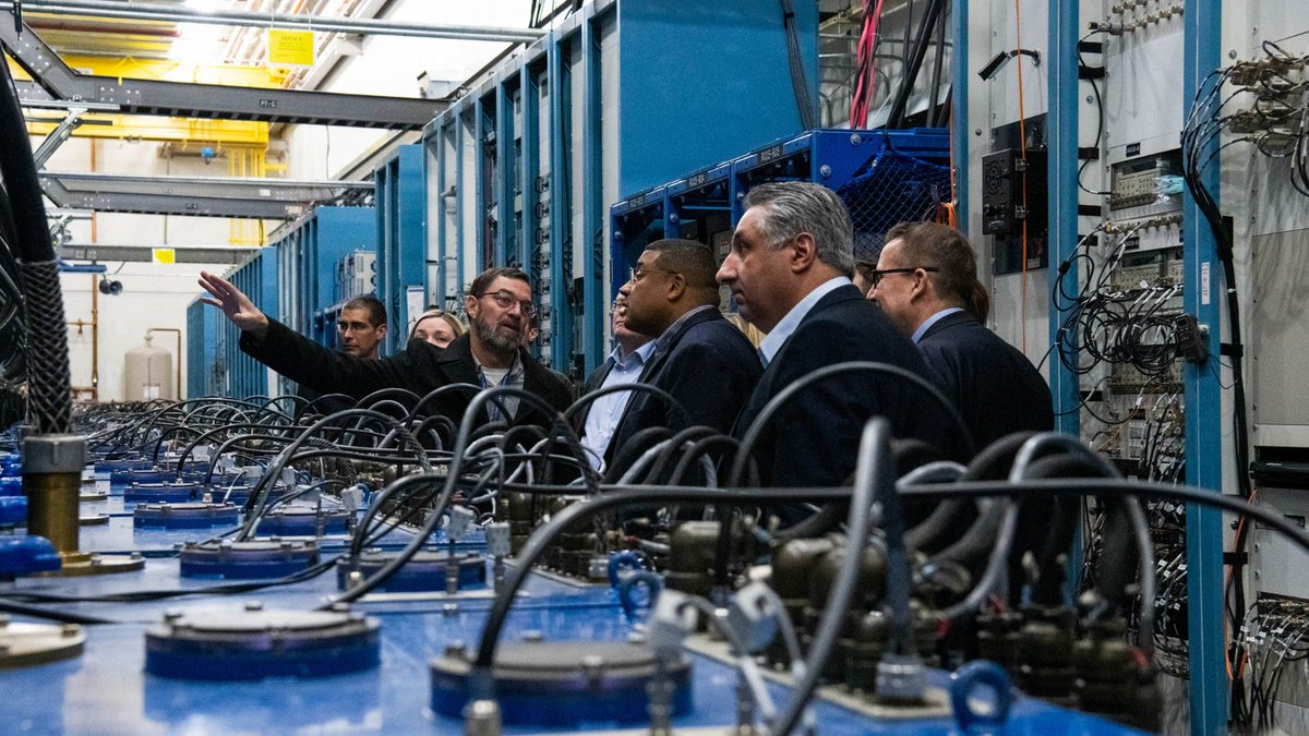 LosAlamosNatLab's tweet photo. We were pleased to welcome a senior Finnish delegation from @Ulkoministerio and @DefenceFinland to the Lab recently. Accompanied by @NNSANews Principal Deputy Administrator Frank Rose, they saw firsthand how we contribute to strategic deterrence and global security. https://t.co/5GRIpvtvRv