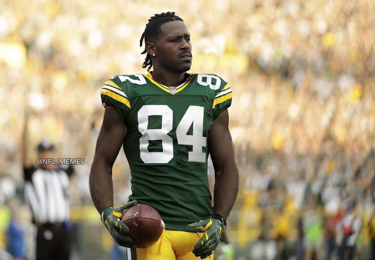 JohnDauska's tweet photo. Please make this happen. @packers it is on you to bring #CTESPN to Green Bay. Let’s give AB one more chance and go get that ring! #packers #nfl https://t.co/au32JBN0cq