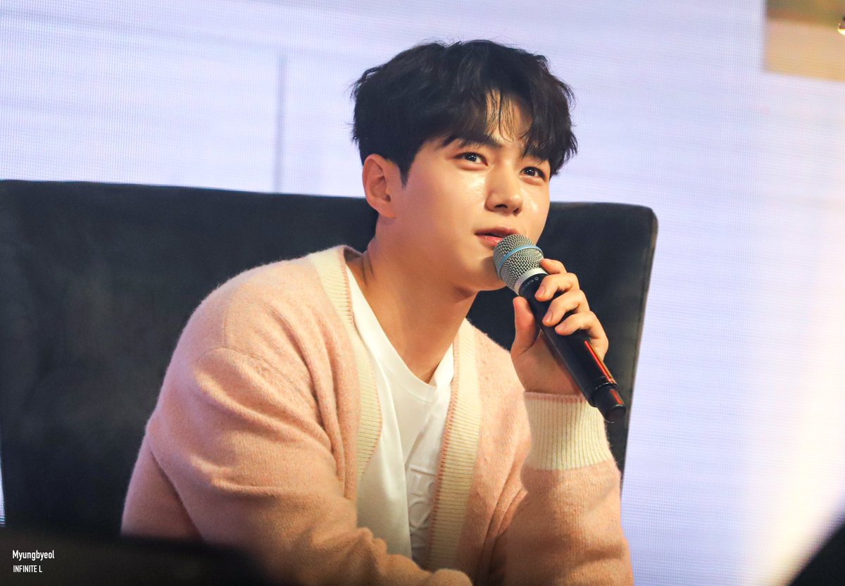 myunglove_supi's tweet photo. 명수형 생일 축하해요🥳🥳
당신을 만난 것이 나에게 인생의 선물이에요
제가 드리는 선믈 🎁
#봄날의_명수_생일축하해
#Happy32ndLDay
#HappyLDay
#김명수 #KIMMYUNGSOO #엘 #L
#LOVELY_DAY #명수 #myungsoo
#ミョンス #エル #金明洙 https://t.co/X97tabpNdZ