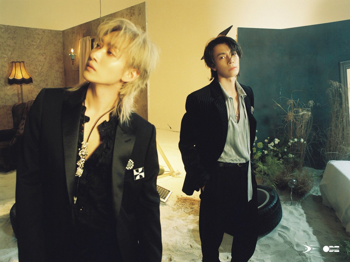 SUPER JUNIOR-D&E official tweet media