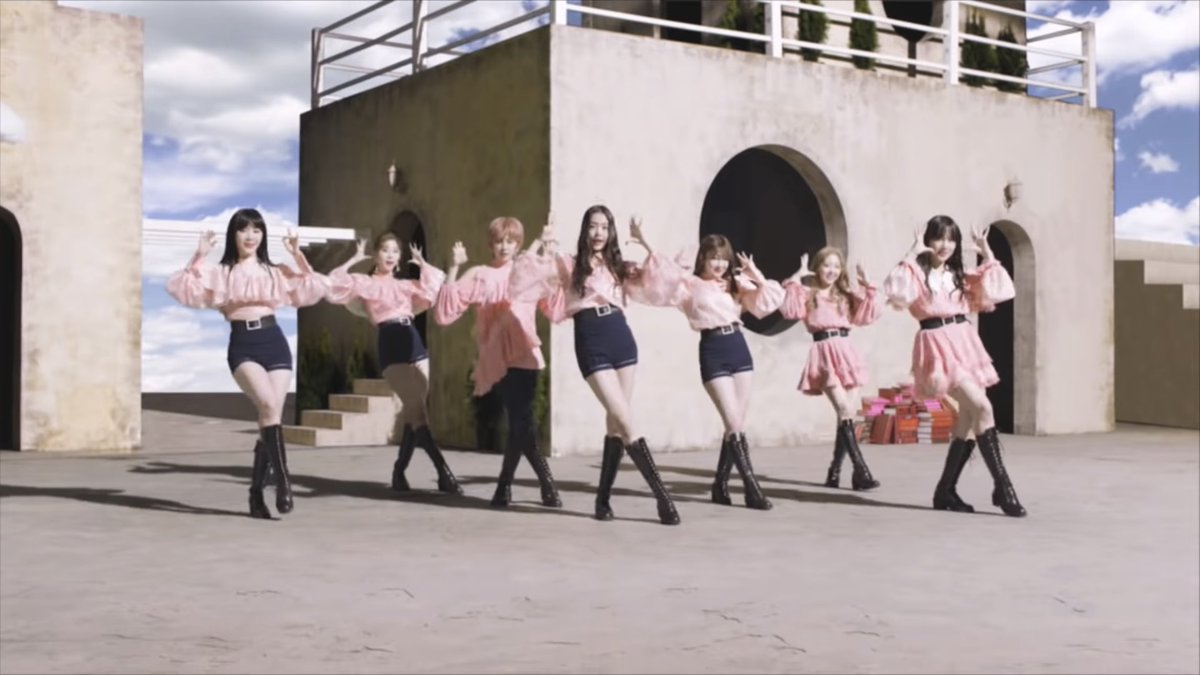 todayinkggs's tweet photo. 5 years ago today, GWSN released their 2nd Mini Album ‘THE PARK IN THE NIGHT part two’ with title track ‘Pinky Star (RUN)’ https://t.co/0kvz29xoB4