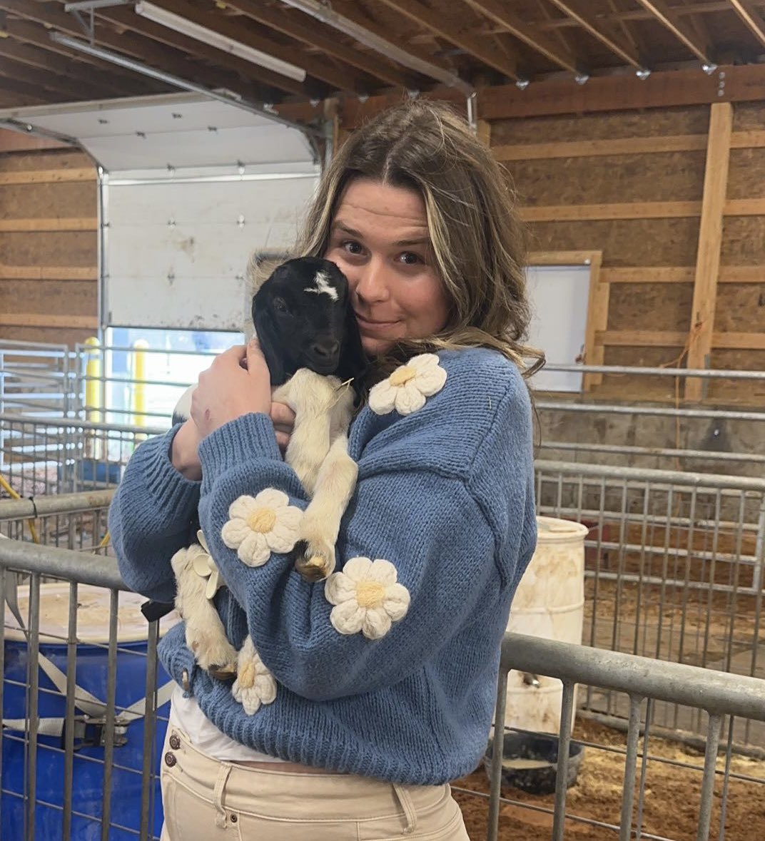 MsLayneNeuhart's tweet photo. It you can’t tell, I am in Heaven at the Mid-East CTC barn! https://t.co/09QXdhgnF6