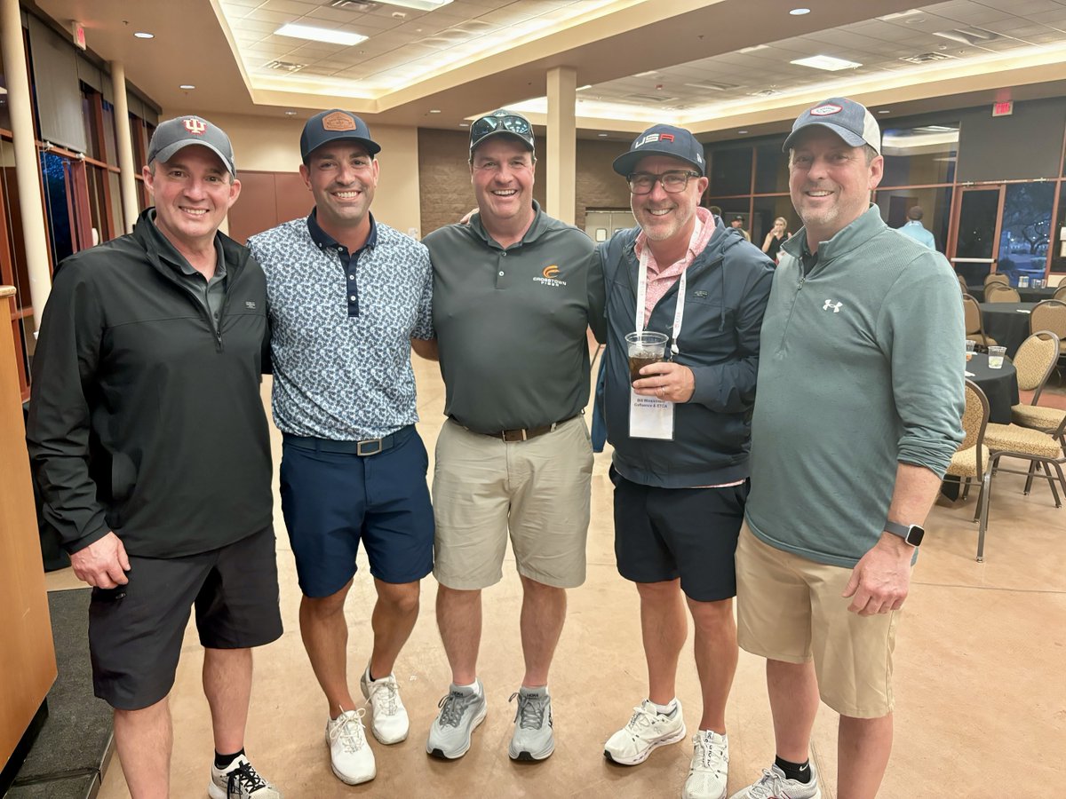 CrosstownFiber's tweet image. Escape the Cold Aisle (ETCA) event was a success, where nice weather and networking collided! Kudos to Bill Shanahan of Delta Mission Critical and Bill Winsininski of Cofluence for creating this gathering.

#ETCA #DataCenterNetworking