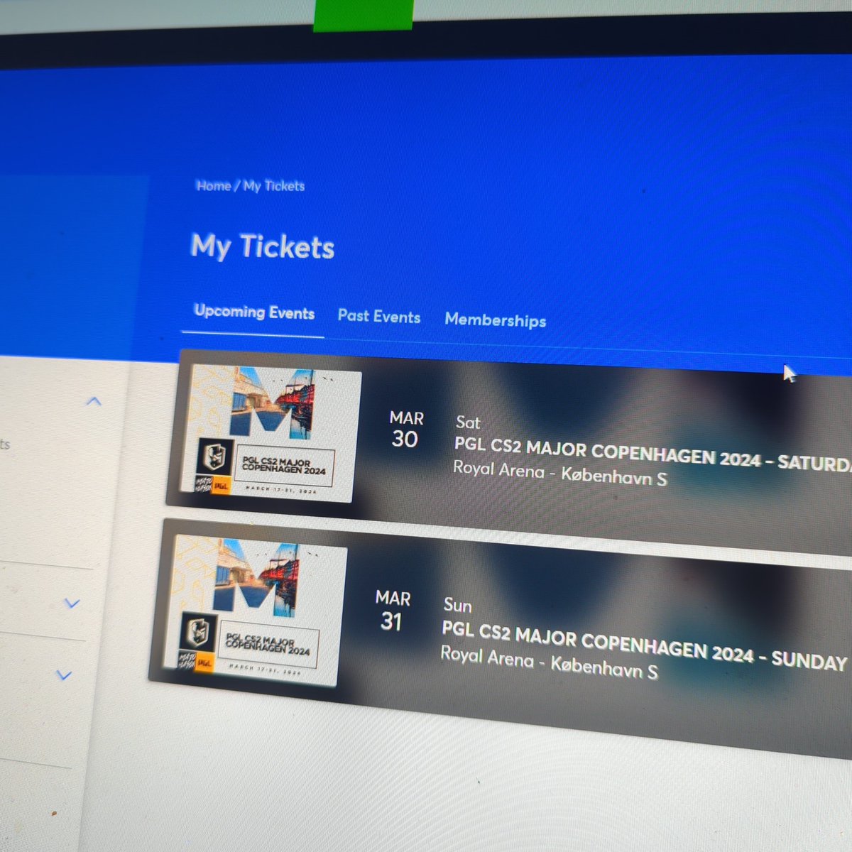 Me and my mate both have Saturday and Sunday tickets to major. Both level 1, good seats. Message if interested..
#cs2 #cs2major #cs2tickets