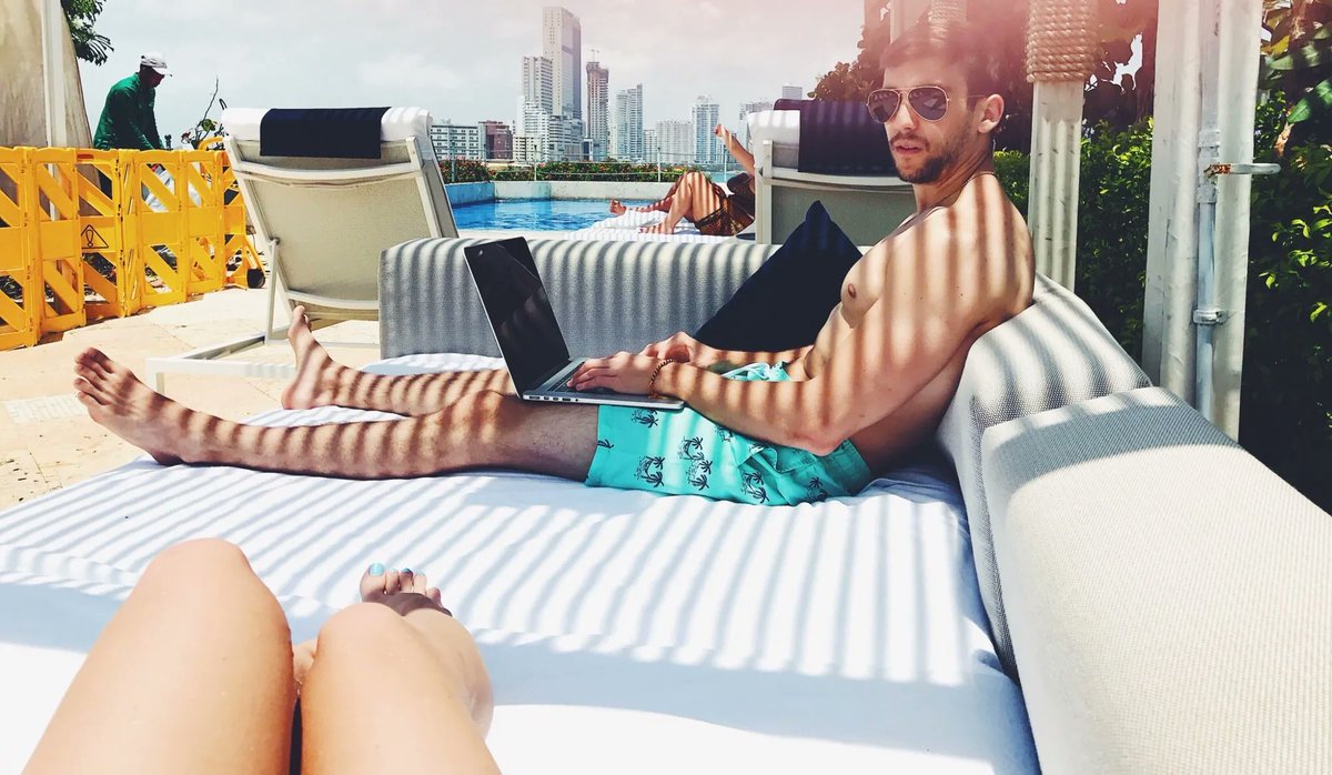 Every college graduate knows the feeling: 

You’re done with school and life is yours for the taking.

But if you were anything like me, you graduated broke with no clue how to build wealth.        

So here are 9 small ways to save money to kickstart your wealth-building