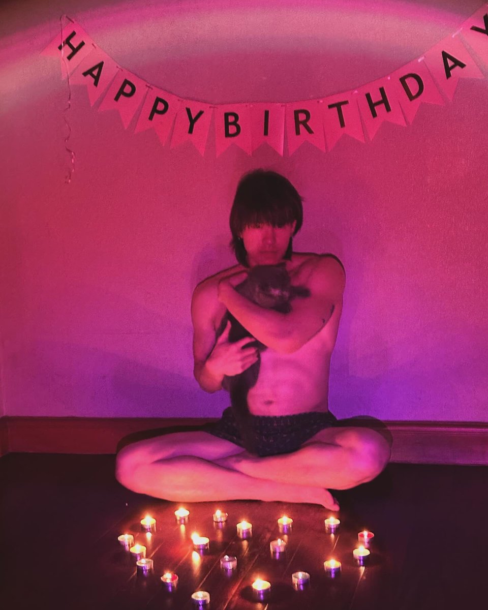 Jeffyrnr's tweet photo. Happy Birthday to me 🎂 https://t.co/2OP7sPcYiX