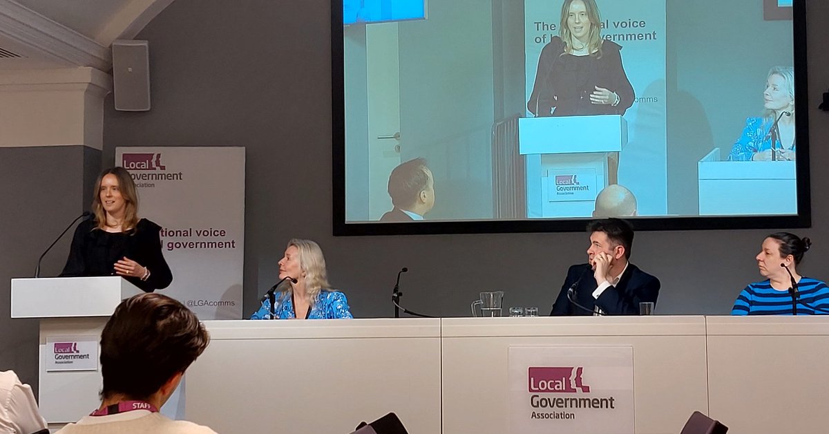 kuha4harrow's tweet photo. I was delighted to have attended the
Local Government Association's discussion on #ArtificialIntelligence (AI) at Westminster.
I am pleased to see that many councils are exploring the use of #AI to deliver an #effectiveservice at #bettervalue for residents.
#smithsquaredebate https://t.co/flTSECyME7