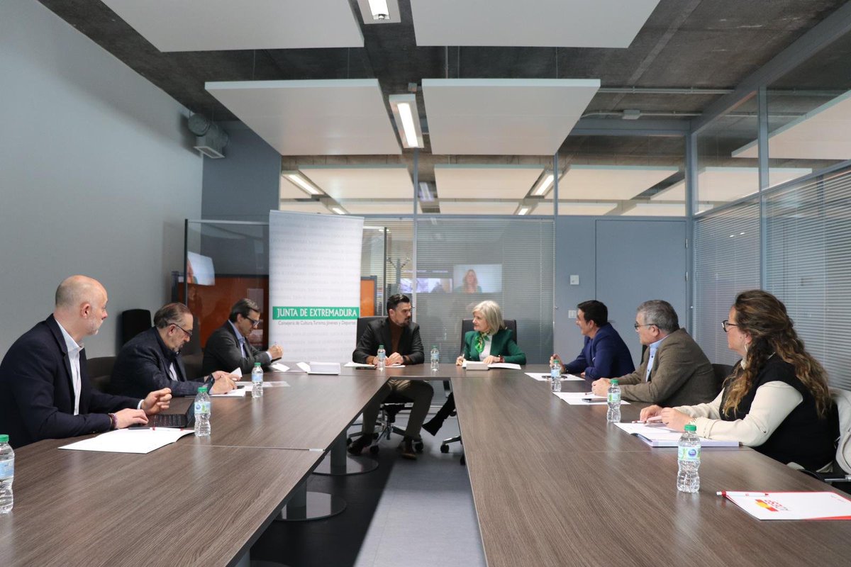 cultura_EXT's tweet photo. El Ejecutivo creará un nuevo calendario de pruebas deportivas en las que participen conjuntamente personas con y sin discapacidad.

👉 La Junta de Extremadura se posiciona a la vanguardia en las políticas de inclusión en el deporte.

🔗https://t.co/3vgC4i3lTo https://t.co/3Jx3TbXu53