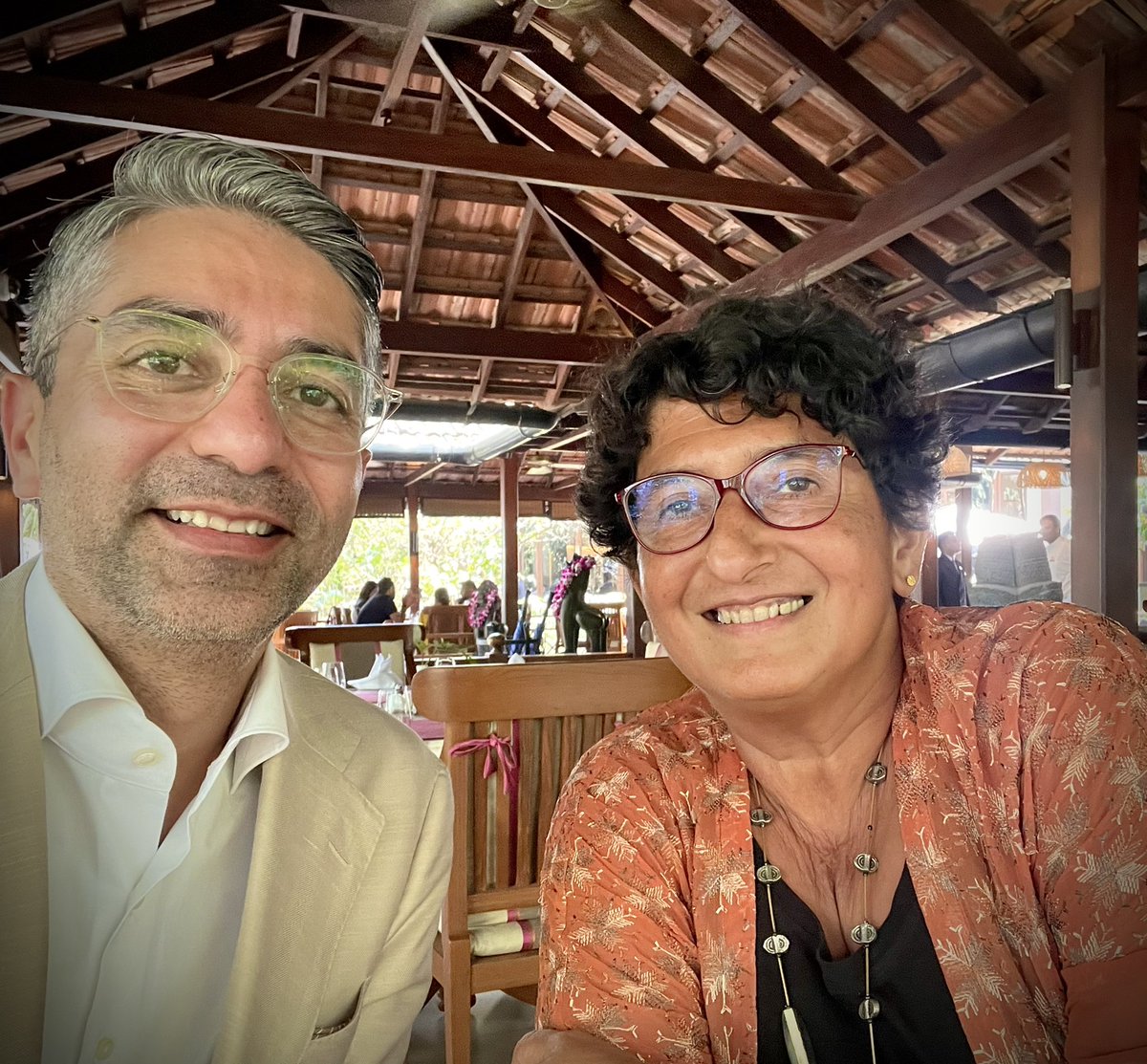 Today I had the pleasure of reuniting with Sharda Ugra over lunch in Bengaluru, a meeting that felt like a bridge connecting the past and present of my journey. The story of our connection takes us back to the moment when a young, 17-year-old me was embarking on his first