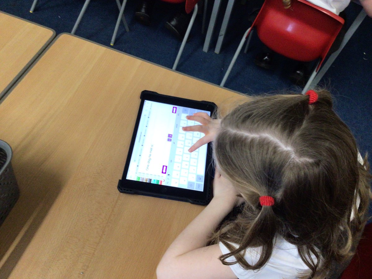 2StHerberts's tweet image. We have been adding animation to our ebooks. #StHerbertsComputing