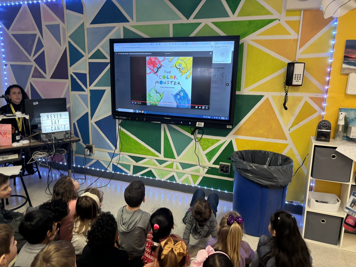 mrsrcarinoFS's tweet photo. Color Monster in Kindergarten with @ArtwithMrsPriv  Students practiced feelings identification and self expression 🖍️🎨 https://t.co/ciaRsgtRIy