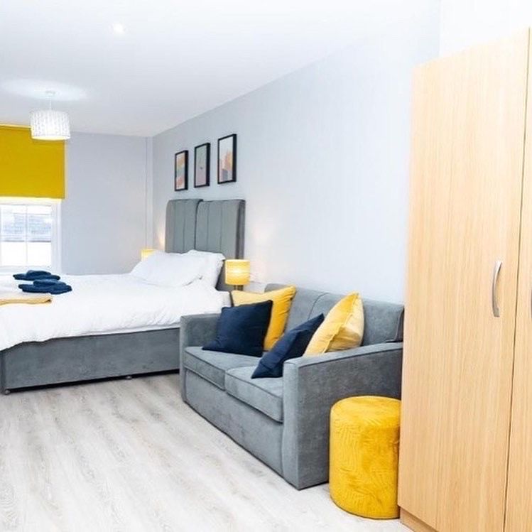 staylets1's tweet photo. Discover the perfect blend of #work & #leisure with #corporate & #business lets in #Cheltenham!
Enjoy self-contained living spaces, great transport links, and fantastic dining options for a comfortable and productive stay https://t.co/gEOexyXhgR #CorporateLets #BusinessTravel https://t.co/1Uboc7GWOc
