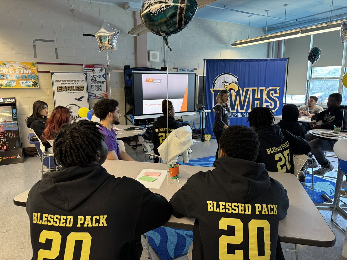 PitsakisClass's tweet photo. Young Ambassadors training brought to @GDubEagles by @BrianDawkins and the @DawkinsImpact!
@PHLschools @TomasNHanna #SDPBelieve #PitsakisClass https://t.co/1tq6RZ663K