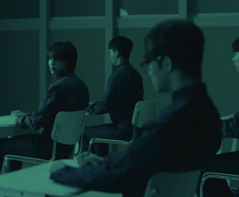 ”사실 이제는 우리 별 말도 안 하잖아
그냥 눈빛만 봐도 알게 되니까“

이게왜티저에서까지진짜여야되냐고요..
나는완전히붕괴됐어요..