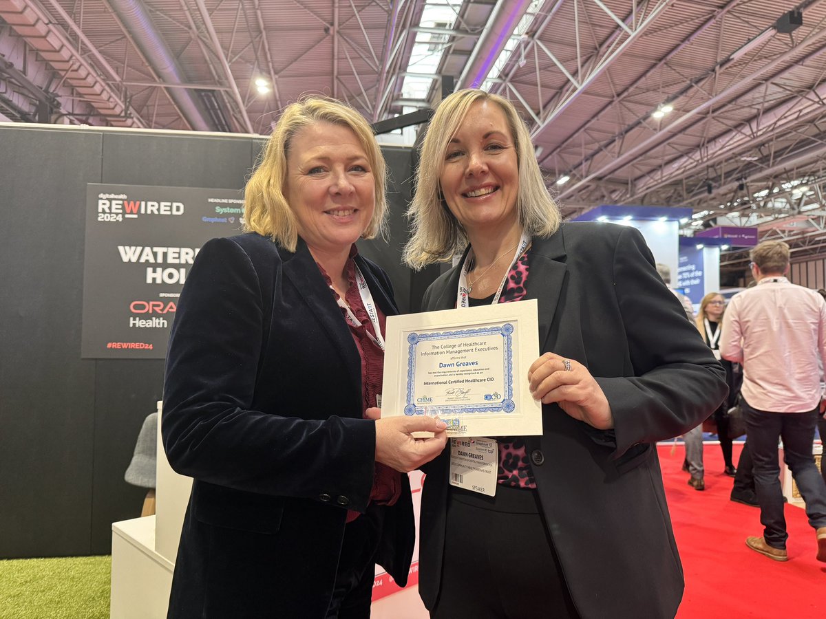 So honoured to have my CHCIO certificate hand delivered by @janedwelly At @DHRewired So thrilled to have this under my belt @CIOCHIME