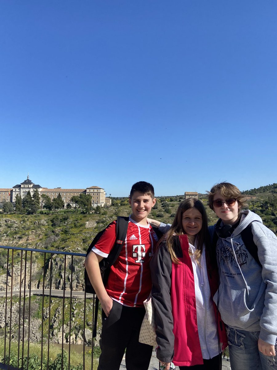 PHS_Panish's tweet photo. Had an amazing day visiting Toledo, also known as the Ciudad de las Tres Culturas. #PHSSpanishExchange2024 https://t.co/fwesYtFnuo