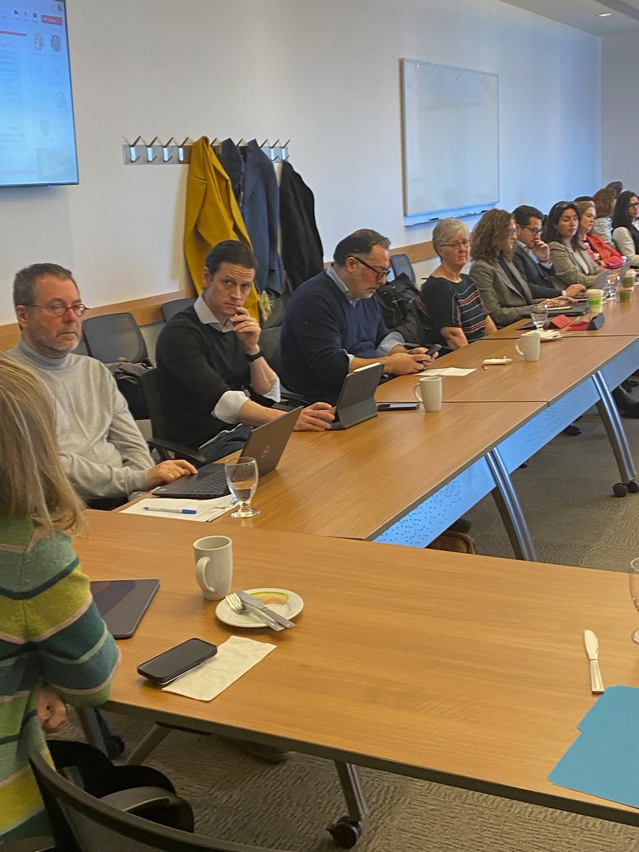 uOttawaMLagace's tweet photo. Very fruitful meeting with Directors of the OVPRI- affiliated Research Centres and Institutes to better support them implementing their research and knowledge mobilization activities in alignment with @uOttawa's #research priorities, and to reinforce our #PublicPolicy impact. https://t.co/aBTFTcg3iu