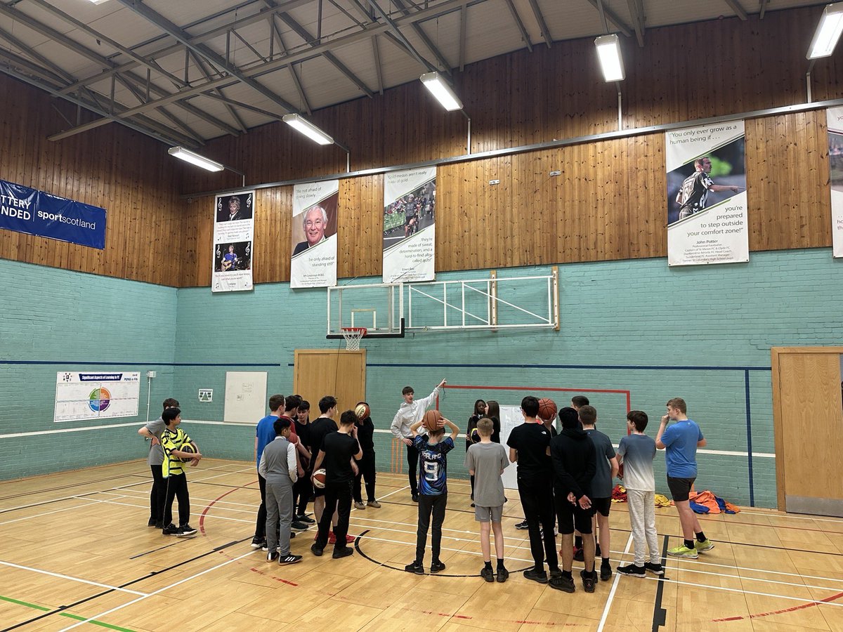 DunfermlinePE's tweet photo. 🏀 DHS vs @StColumbasRC_PE S1-3 friendly basketball matches 🏀

The boys did a fantastic job in representing the school and showing off all of their hard work that they put into training in this friendly tournament! 💪🏼😁

Thank you to Sports Leader Joe for leading the event! 👏🏼 https://t.co/bv7I6TD8pt