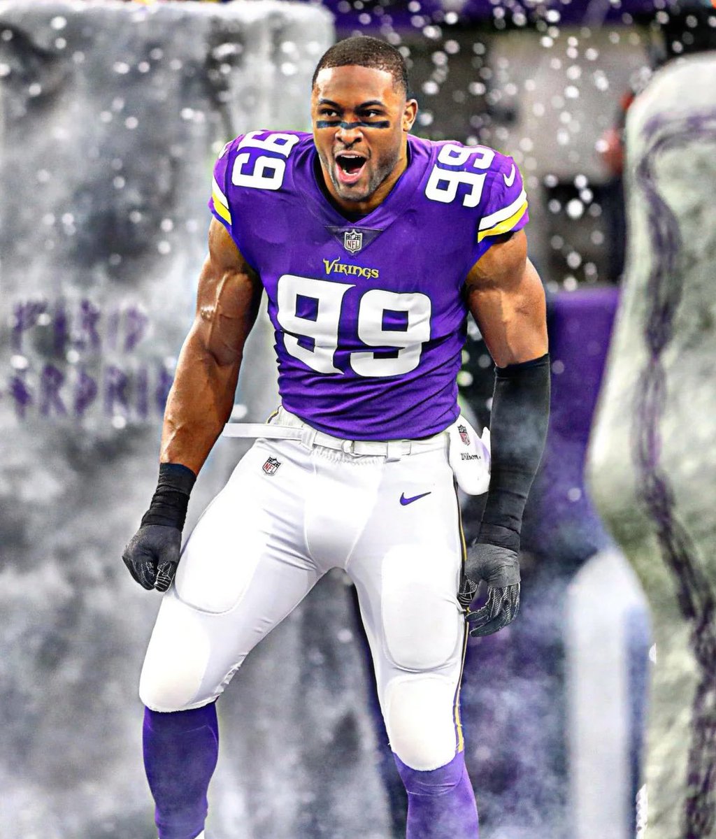 CoachBrockAGS's tweet photo. He didn’t leave the building.

We have agreed to terms on a 1-year, $12m deal with Danielle Hunter.

A huge boost to this defense that had looked to have lost a step personnel wise coming into this season.

#AGS4PC https://t.co/pqDwclCQGW