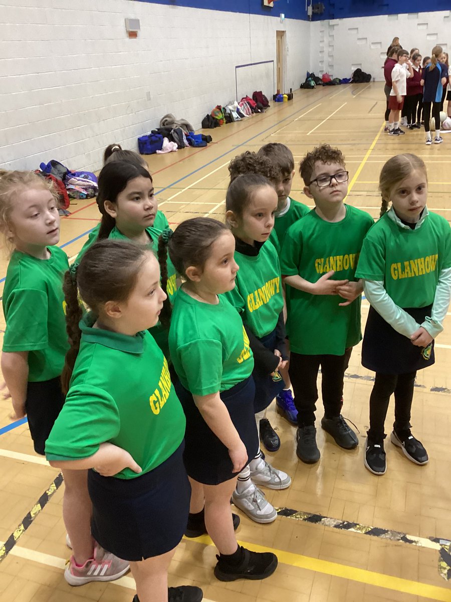 glanhowyprimary's tweet photo. We’ve had a fantastic day at Tredegar Sports Centre participating in a Netball tournament. Thank you to @ALSportDev and @CoachedByCait for organising the event👟🎽 @TredegarCouncil  @EAS_Equity https://t.co/9xUTTWe7x7