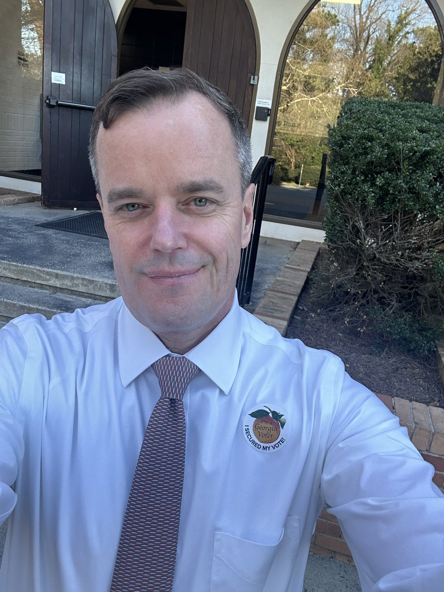 Today’s the day to vote in Georgia’s Presidential Primary.  Go vote!