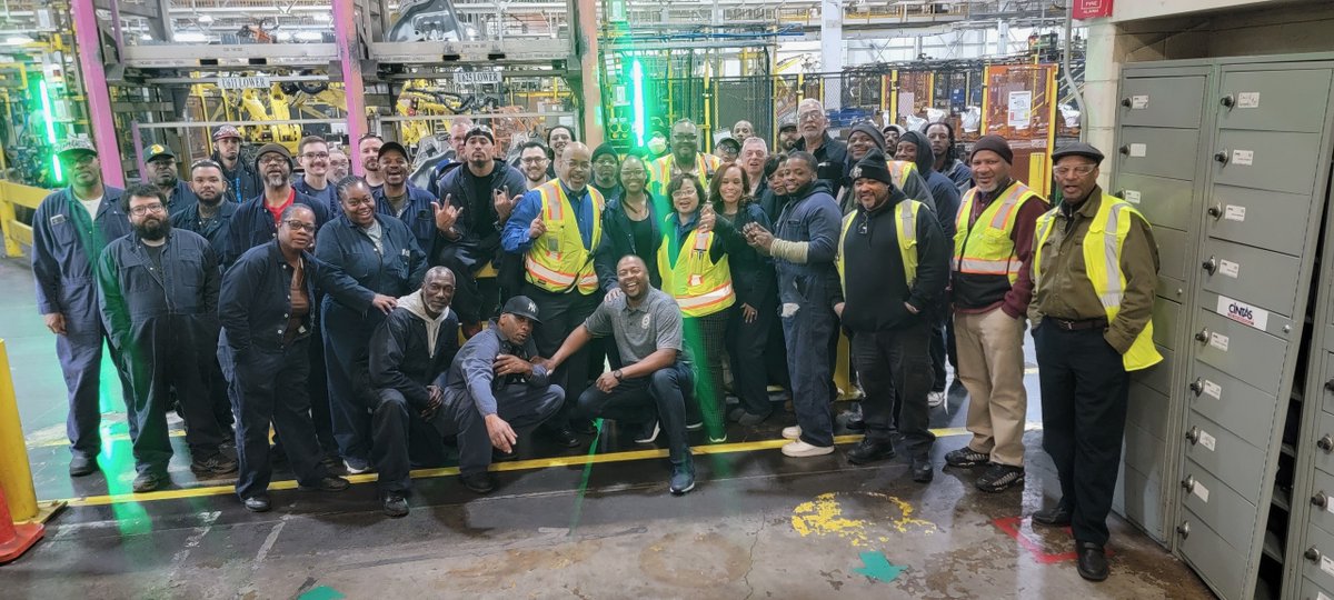 Jim Farley tweet media