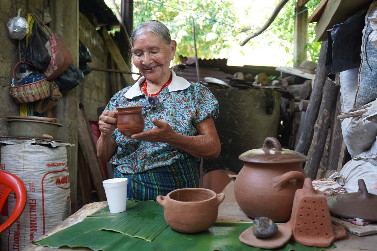 UEenElSalvador's tweet photo. El proyecto @epsula_eu, de @EUErasmus, rescata las lenguas originarias para fomentar el patrimonio indígena y la diversidad cultural.

Esta iniciativa promueve las culturas de 🇸🇻 y 🇪🇨. participando también, universidades de #España, #Finlandia y #RepúblicaCheca.
#GlobalGateway https://t.co/hjitOJAcjM