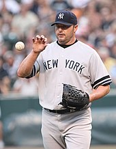 AlTheBoss03's tweet photo. Name an athlete who played on both sides of a rivalry.
I'll start: Roger Clemens. https://t.co/zK1JIvxB79