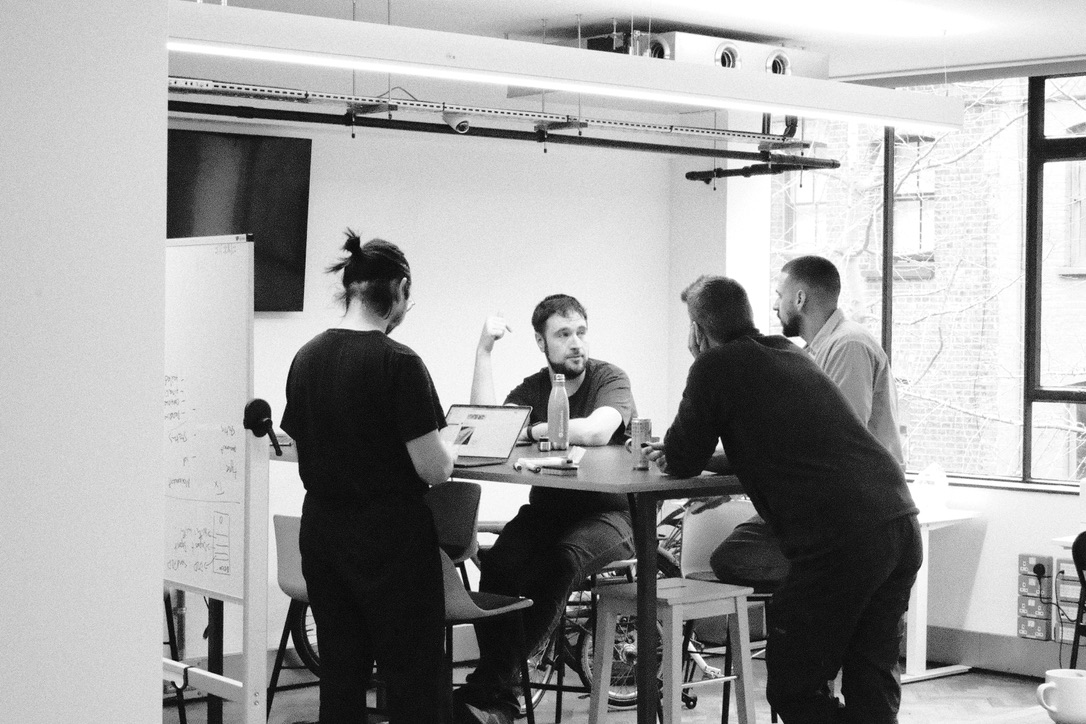 morsemoney's tweet photo. Gang's all here for another Sling Week 🎉 Our Slingers flew in from 5 countries, for a week of collaboration &amp; vibes ✌️ https://t.co/OPMgNjaGrQ