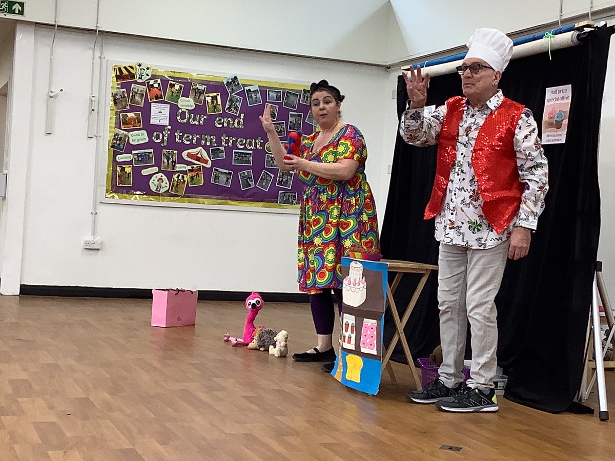 Miss_CarterYTP's tweet photo. Thank you to @2BoardsAAP for another amazing show. We enjoyed “Party Time” 🎉 @TrustVictorious @YewTreePrimSch https://t.co/ID9jphnW8L