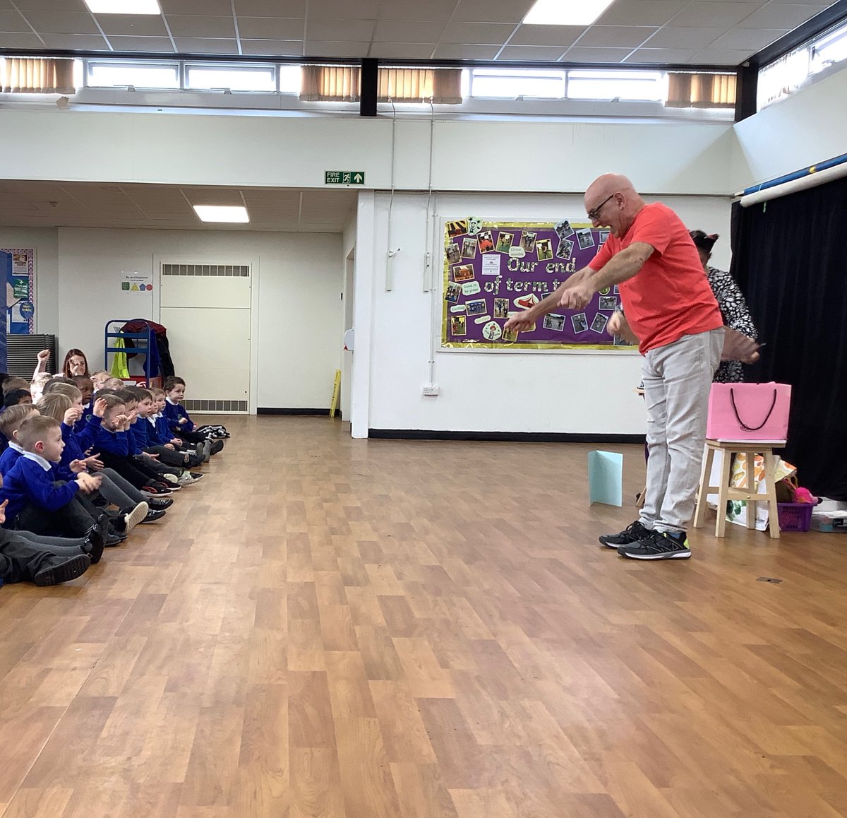 Miss_CarterYTP's tweet photo. Thank you to @2BoardsAAP for another amazing show. We enjoyed “Party Time” 🎉 @TrustVictorious @YewTreePrimSch https://t.co/ID9jphnW8L