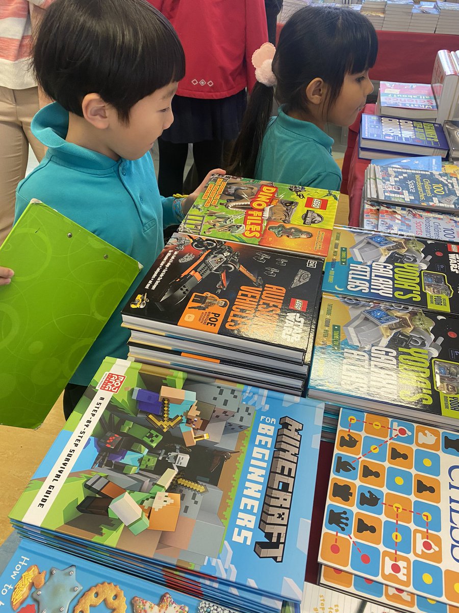 We love our book fairs! 📚
#bookfair #reading