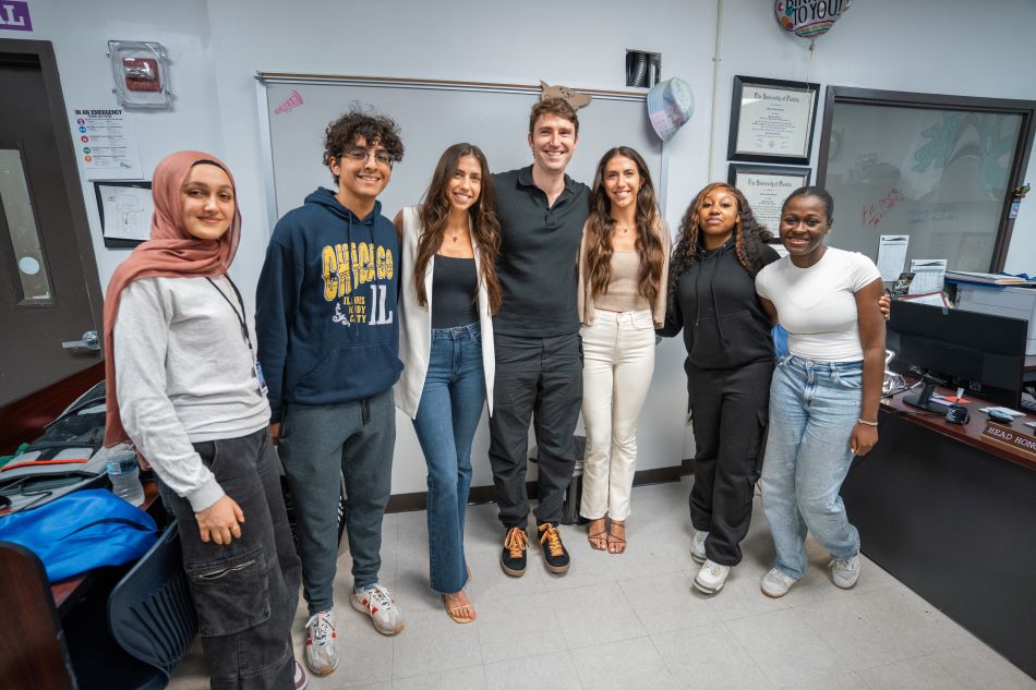 Gratitude fills our hearts for an incredible presentation by Ivan Soto-Wright at Alonzo and Tracy Mourning Senior High School. 🎓 <a href="/isotowright/">Ivan</a>, your words have left a lasting impression, shaping futures and sparking aspirations. 🚀