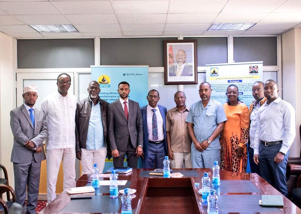 Abdishukri Osman, MPRSK (@abdishukriosman) on Twitter photo Joined <a href="/Kenya_Ports/">Kenya Ports Authority</a>
GM Port Of Lamu Eng. Vincent Sidai And <a href="/lapsset/">LAPSSET</a>
DG / CEO Mr. Stephen Ikua During A Closing Meeting Following The Kenya-Ethiopia Technical Team's Reconnaissance Tour And Evaluation Of #LAPSSET Corridor And Associated Facilities <a href="/ethiop_mot/">Ministry of Transport and Logistics- Ethiopia</a> <a href="/eslse_/">Ethiopian Shipping & Logistics</a> <a href="/kipmurkomen/">KIPCHUMBA MURKOMEN, E.G.H</a> Joined <a href="/Kenya_Ports/">Kenya Ports Authority</a>
GM Port Of Lamu Eng. Vincent Sidai And <a href="/lapsset/">LAPSSET</a>
DG / CEO Mr. Stephen Ikua During A Closing Meeting Following The Kenya-Ethiopia Technical Team's Reconnaissance Tour And Evaluation Of #LAPSSET Corridor And Associated Facilities <a href="/ethiop_mot/">Ministry of Transport and Logistics- Ethiopia</a> <a href="/eslse_/">Ethiopian Shipping & Logistics</a> <a href="/kipmurkomen/">KIPCHUMBA MURKOMEN, E.G.H</a>