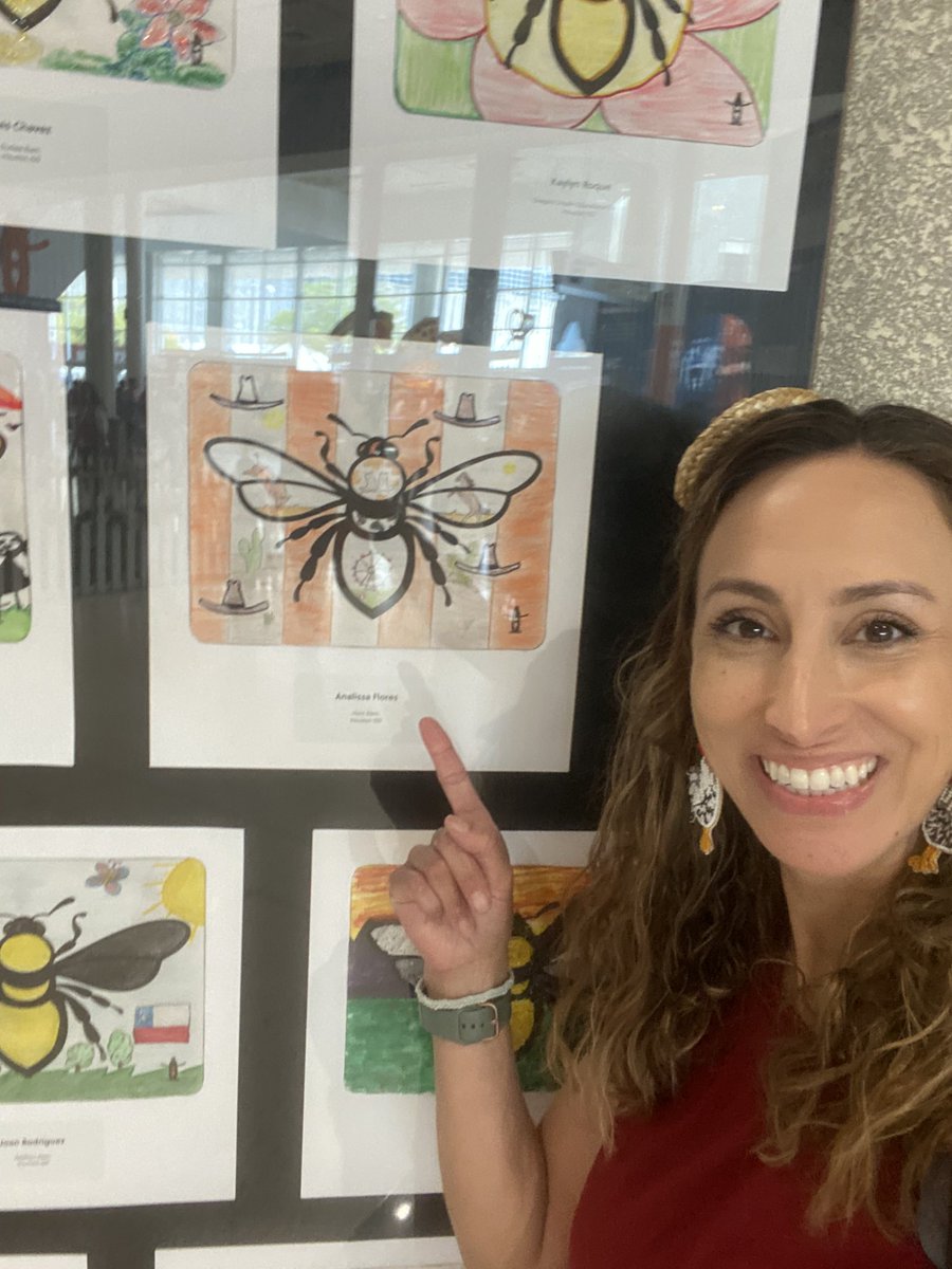 YAY! Horn artist displayed at the Houston Livestock Show &amp; Rodeo! Congrats Analissa! <a href="/hornelem/">Horn Elementary</a> <a href="/chandelart/">Dr. Chandel Hancock</a>