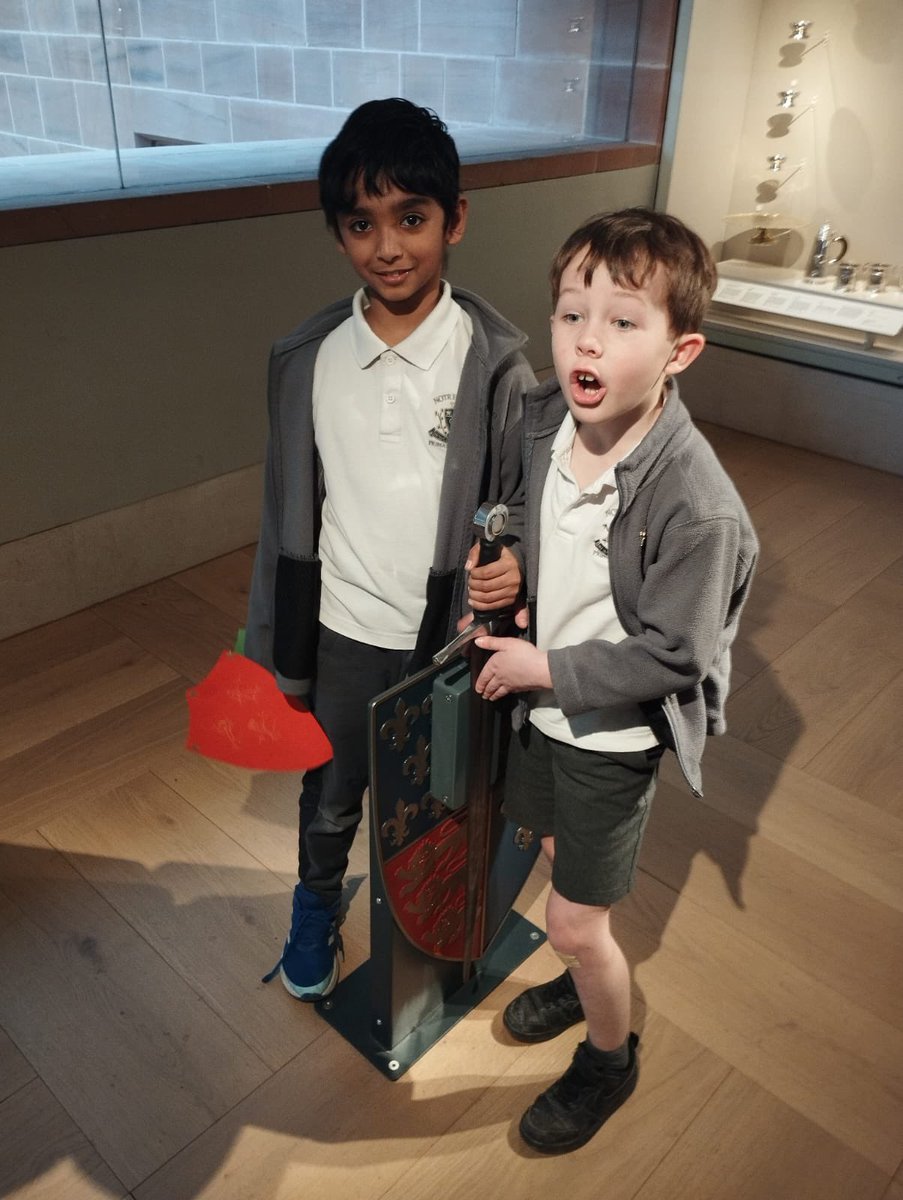 NotreDamePri's tweet photo. P3 had an amazing time at the Burrell Collection today! Exploring the newly refurbished exhibits was truly fascinating. #TheBurrellCollection #OutdoorLearning 🎨🌿 https://t.co/g7Avj9nt1g