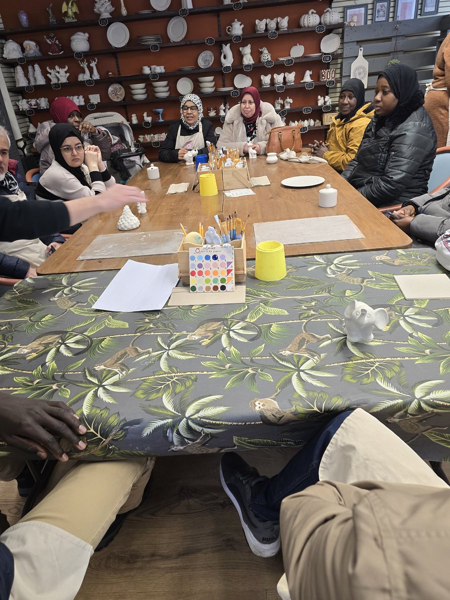 Humanity1st6's tweet photo. Humanity1st 
A great morning of pottery decorating at Jasmine Pottery Studios, Wakefield. The session flew by as all of our service users were engrossed in art therapy.
Thank you, @TNLComFund, for helping to make this happen. https://t.co/nRnfv88PYc