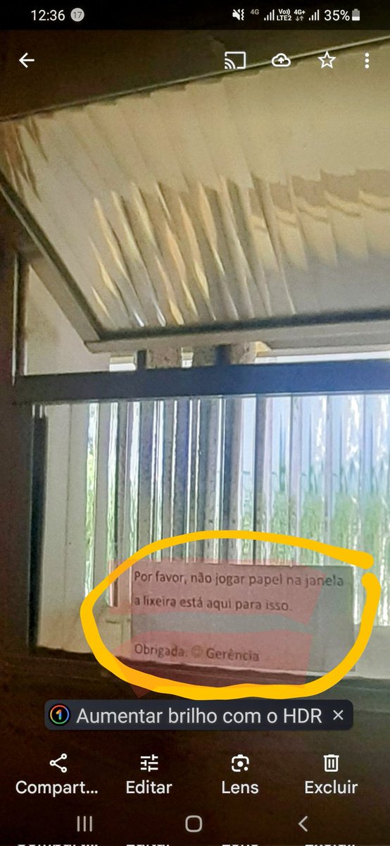brunotritono's tweet photo. E no banheiro da lanchonete/hamburgueria tem o aviso abaixo. O ser humano tem jeito mesmo?  Só uma parte da raça humana deu certo? O que fazer com a boçalidade crescente? https://t.co/ROT9ASapIX