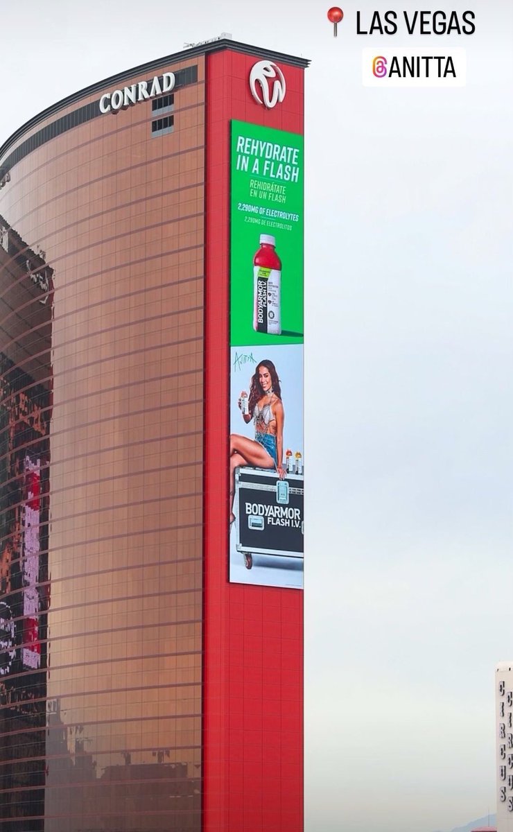 AnittaCrave's tweet photo. Anitta is already appearing on boardings across Las Vegas promoting the sports drink brand BODYARMOR.

The singer has just become part of #TeamBODYARMOR. https://t.co/kw8rCMOHf0