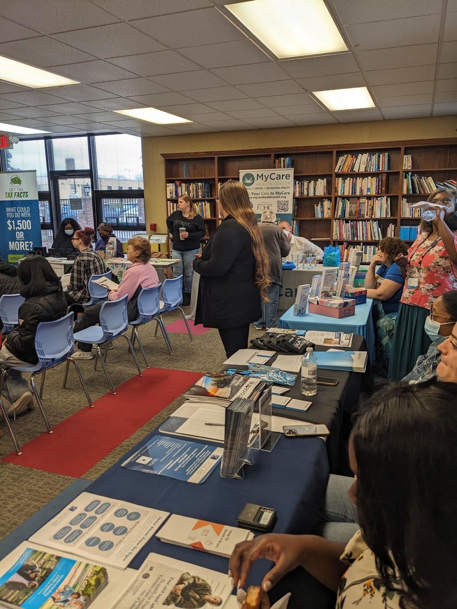 On March 9th, the first Show Me the Money Day - Eastpointe was held at Eastpointe Memorial Library. We'd like to thank @CEDAMinfo and @ConsumersEnergy for their partnership on this event, our wonderful resource vendors, and the community!